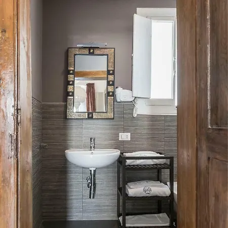 Vittorio's Luxury Vendégház 2*